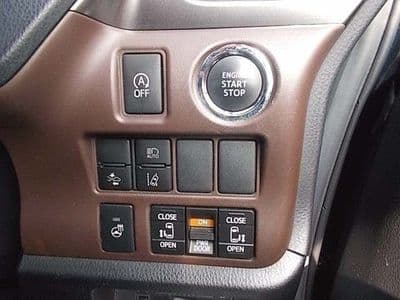 TOYOTA Esquire, 2017 год., лот 90052 - фото 10