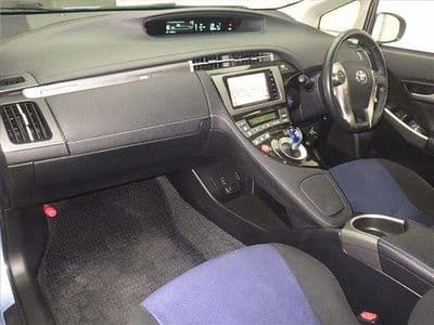 TOYOTA Prius Phv, 2015 год., лот 5555 - фото 4