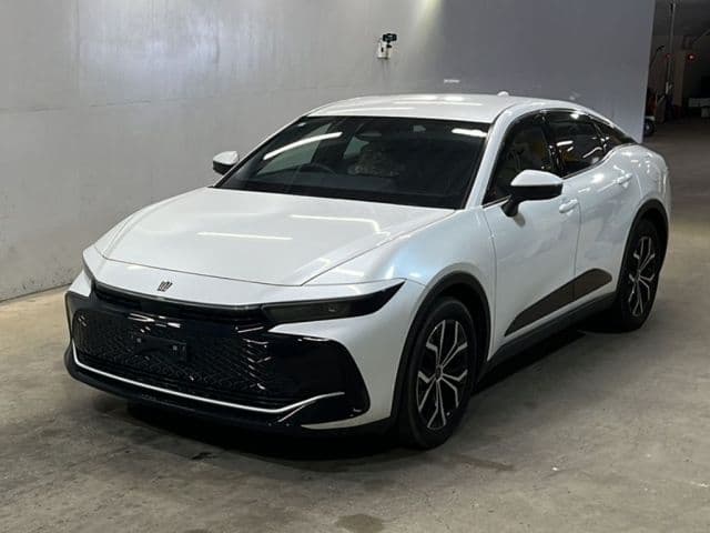 TOYOTA Crown Crossover, 2023 год., лот 689
