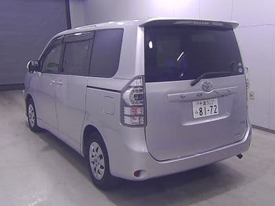 TOYOTA Voxy, 2013 год., лот 10057 - фото 4