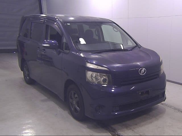 TOYOTA Voxy, 2008 год., лот 19184