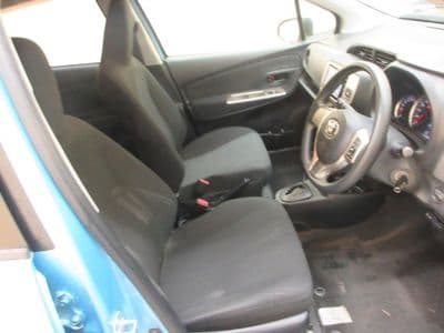 TOYOTA Vitz, 2015 год., лот 28016 - фото 6