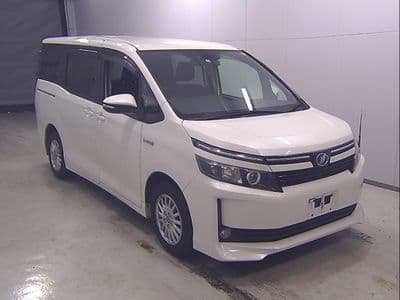 TOYOTA Voxy, 2015 год., лот 10064