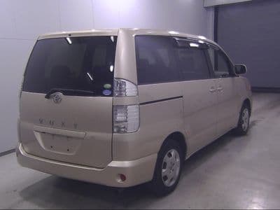 TOYOTA Voxy, 2005 год., лот 19034 - фото 3