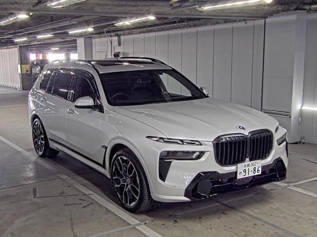 BMW X7, 2023 год., лот 530