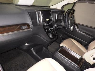 TOYOTA Granace, 2021 год., лот 758 - фото 3