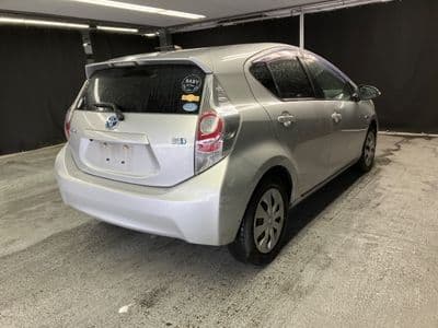 TOYOTA Aqua, 2012 год., лот 1033 - фото 6