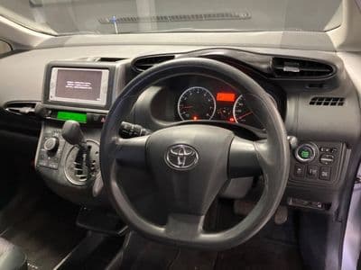 TOYOTA Wish, 2013 год., лот 1172 - фото 4