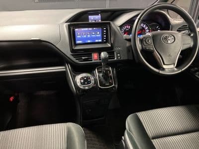 TOYOTA Voxy, 2019 год., лот 1088 - фото 4