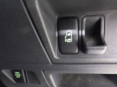 TOYOTA Sienta, 2010 год., лот 10255 - фото 11