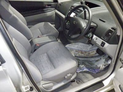 TOYOTA Opa, 2001 год., лот 524 - фото 3