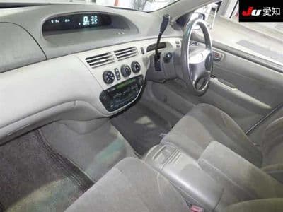 TOYOTA Vista, 2001 год., лот 30037 - фото 3