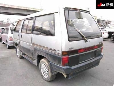 NISSAN Largo, 1991 год., лот 6017 - фото 2