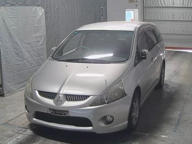 MITSUBISHI Grandis, 2004 год., лот 2050