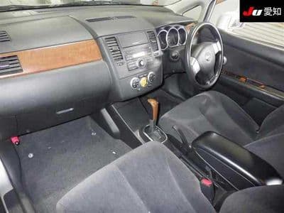 NISSAN Tiida Latio, 2004 год., лот 30491 - фото 3