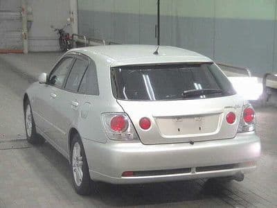 TOYOTA Altezza Wagon, 2002 год., лот 4 - фото 2