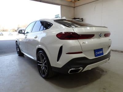 BMW X6, 2021 год., лот 608 - фото 2