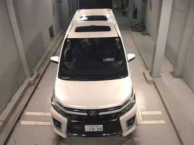 TOYOTA Voxy, 2014 год., лот 8213 - фото 6