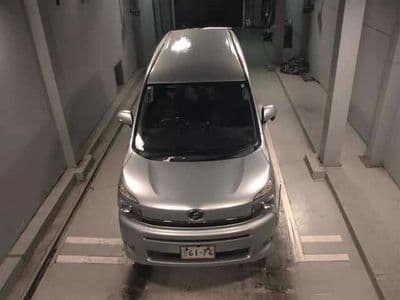 TOYOTA Voxy, 2013 год., лот 118 - фото 6