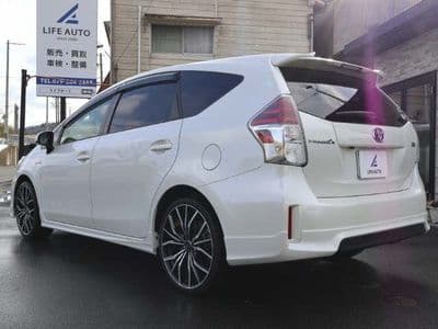 TOYOTA Prius Alpha, 2016 год., лот 90128 - фото 2