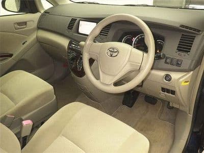 TOYOTA Isis, 2016 год., лот 5668 - фото 3