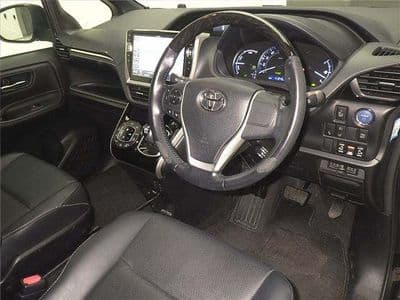 TOYOTA Esquire, 2016 год., лот 8260 - фото 3