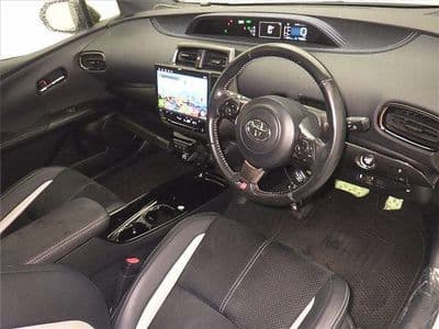 TOYOTA Prius Phv, 2017 год., лот 5551 - фото 3