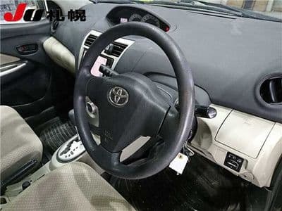 TOYOTA Belta, 2005 год., лот 1003 - фото 3