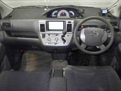 TOYOTA Raum, 2004 год., лот 142 - фото 3