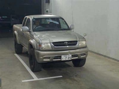 TOYOTA Hilux, 2004 год., лот 397