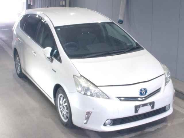 TOYOTA Prius Alpha, 2012 год., лот 1006