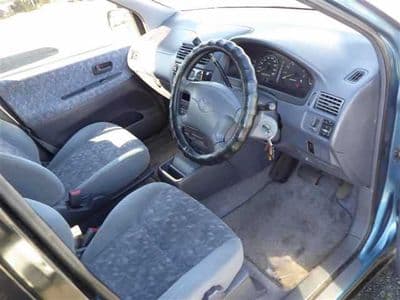 TOYOTA Ipsum, 1999 год., лот 6007 - фото 3