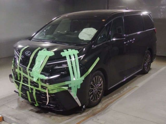 LEXUS Lm, 2025 год., лот 10054