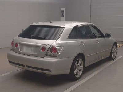TOYOTA Altezza Wagon, 2001 год., лот 50150 - фото 2