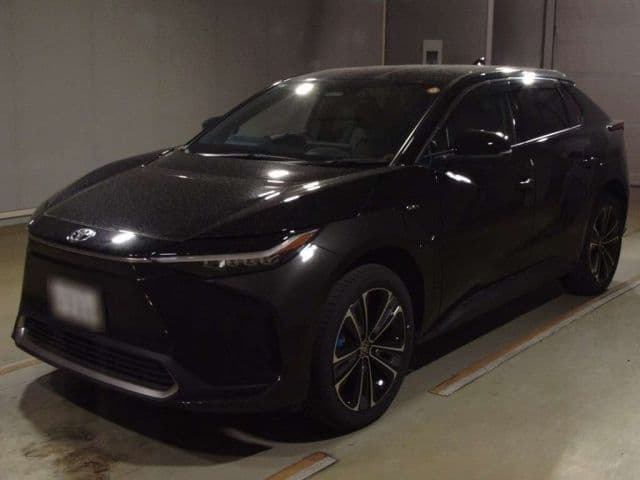 TOYOTA Bz4x, 2023 год., лот 2090