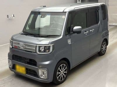 TOYOTA Pixis Mega, 2017 год., лот 3067