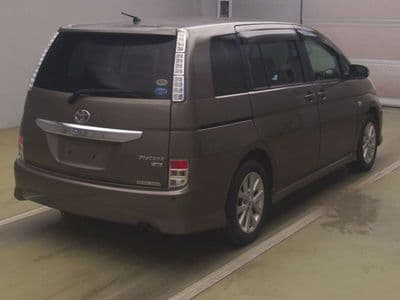 TOYOTA Isis, 2011 год., лот 78001 - фото 2