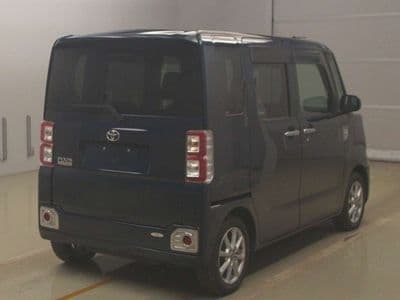 TOYOTA Pixis Mega, 2021 год., лот 83005 - фото 2