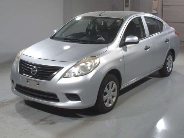 NISSAN Latio, 2013 год., лот 4139