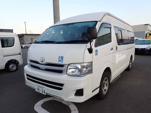 TOYOTA Regius Ace Commuter, 2013 год., лот 65