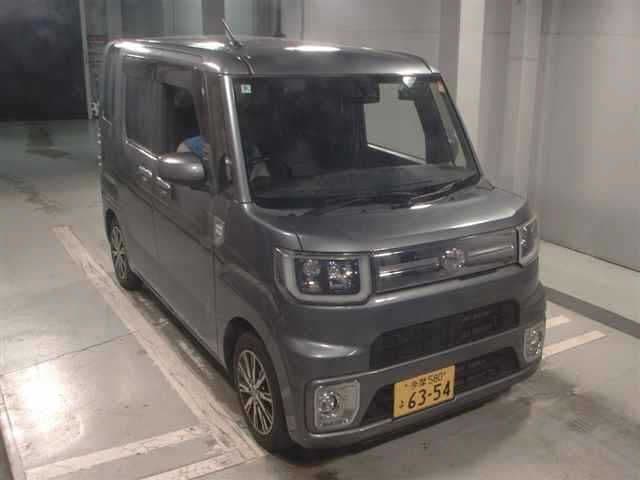 TOYOTA Pixis Mega, 2018 год., лот 8015