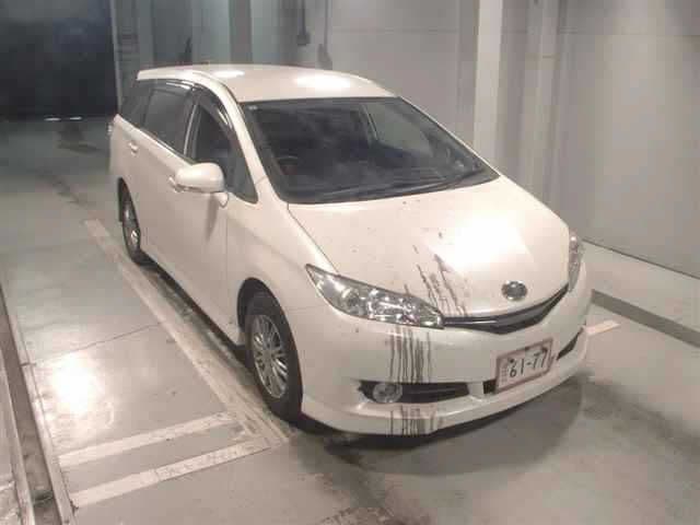 TOYOTA Wish, 2013 год., лот 71