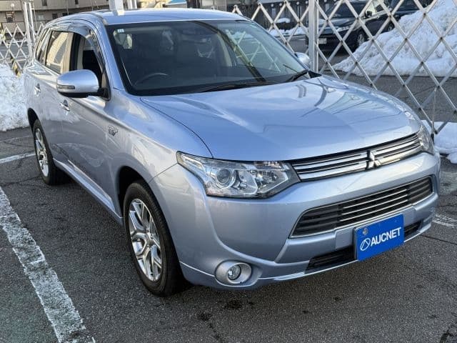 MITSUBISHI Outlander Phev, 2013 год., лот 14530