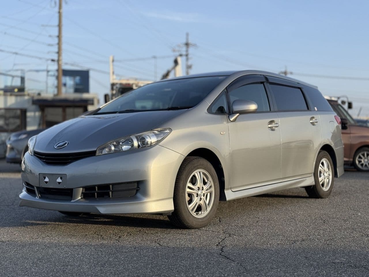 TOYOTA Wish, 2011 год., лот 1708