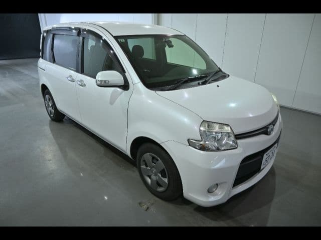 TOYOTA Sienta, 2013 год., лот 20045