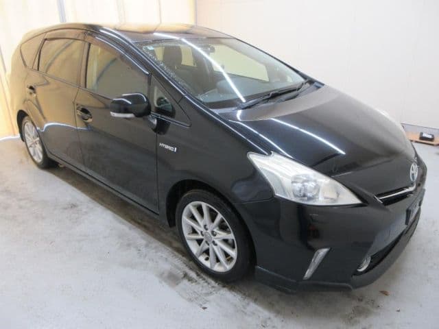 TOYOTA Prius Alpha, 2012 год., лот 28019