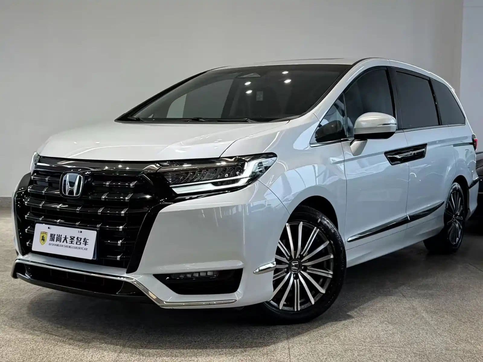 HONDA Elysion, 2024 год., лот 57675447