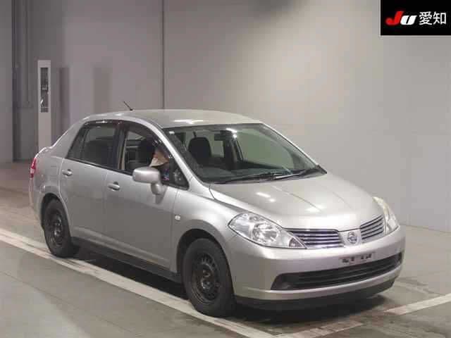 NISSAN Tiida Latio, 2004 год., лот 30491