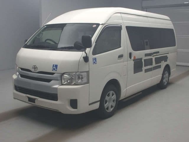 TOYOTA Regius Ace Commuter, 2014 год., лот 26024
