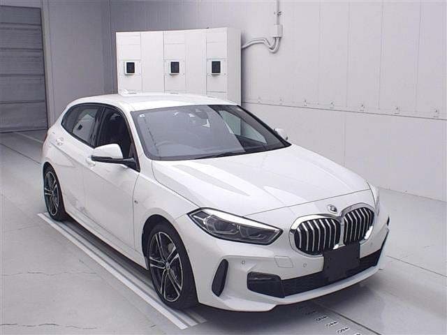 BMW 1 series, 2023 год., лот 7220